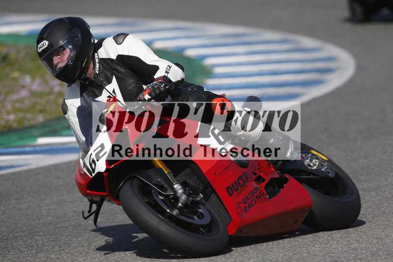 /Archiv-2024/02 29.01.-02.02.2024 Moto Center Thun Jerez/Gruppe gruen-green/162